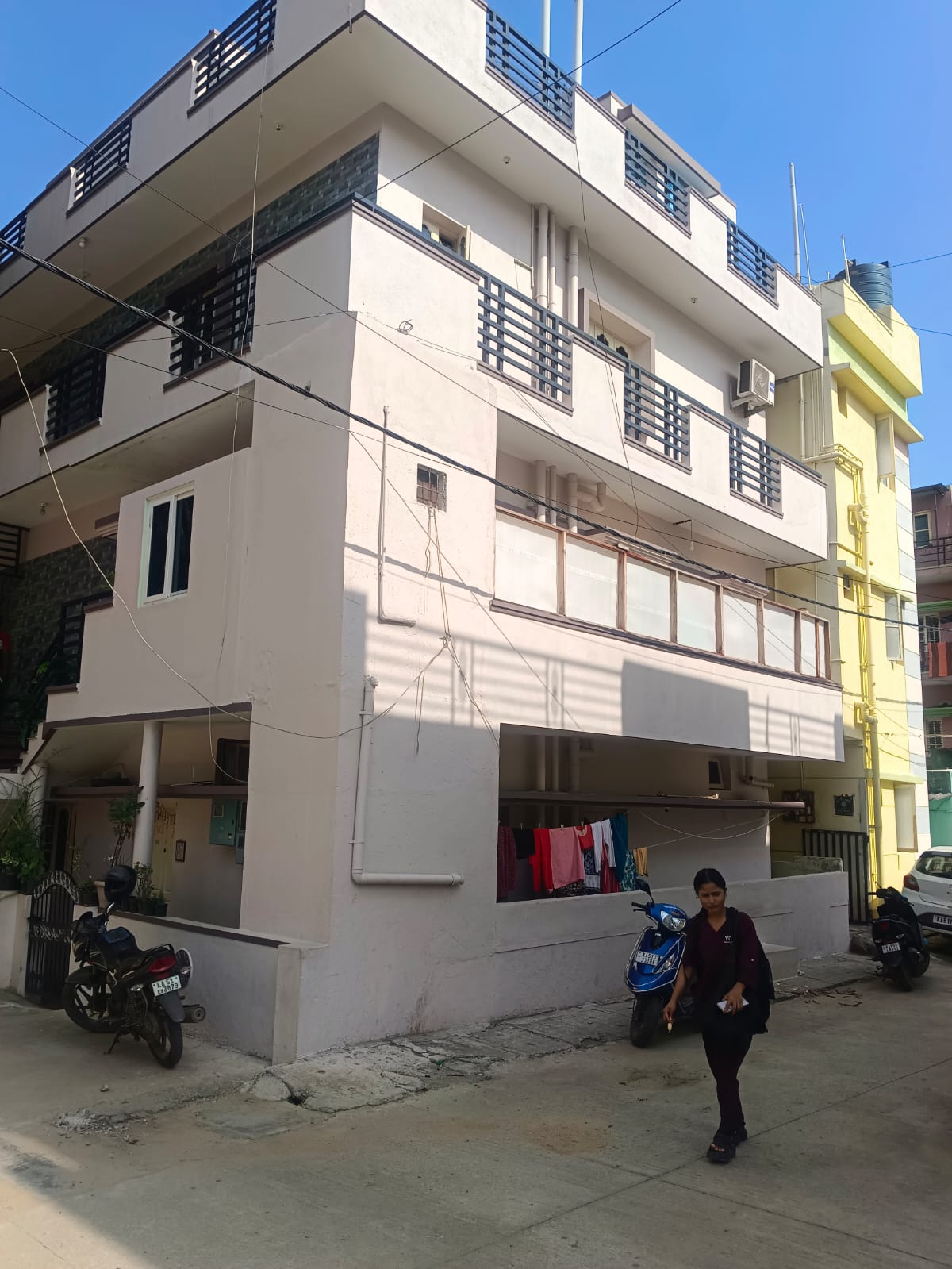 Building - 30ft by 42 ft, for Sale